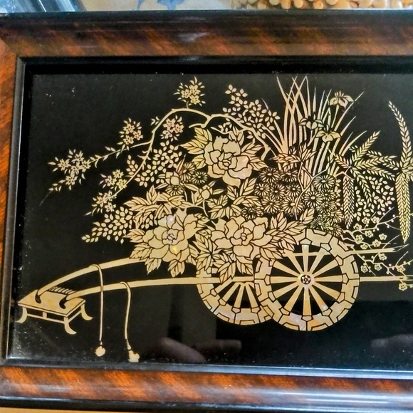 Great gift idea for any Mom - Picture 3 of 3